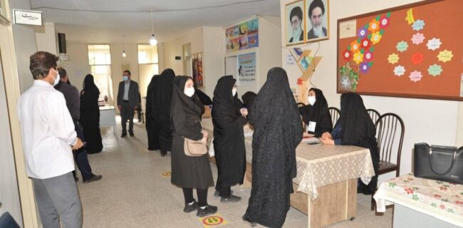 اعلام نتایج انتخابات شوراهای شهر خسروشاه (عکس)