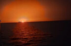 وقوع یک انفجار بزرگ در دریای خزر/فوران آتشفشان علت انفجار بود