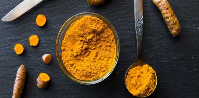 زردچوبه یا ایبوپروفن؟/ کدام‌ یک برای التیام التهاب و درد بهترند؟