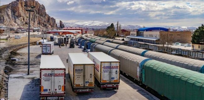 امضای توافق‌نامه سه جانبه روسیه، آذربایجان و ایران در توسعه کریدور حمل و نقل شمال-جنوب
