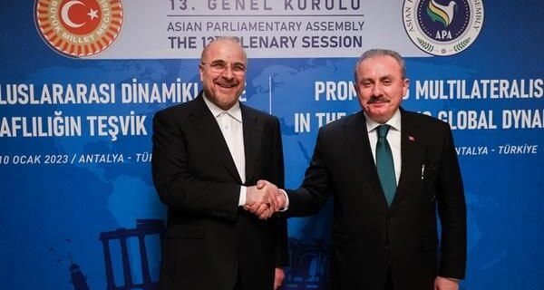سوءتفاهمات‌مان با آذربایجان را برطرف کردیم