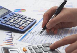 چراغ سبز مجلس به افزایش ۵۰ درصدی حقوق کارگران و کارمندان