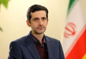 هشیار باشیم در دام تفرقه‌افکنان مواجب بگیر یا گمراه نیفتیم