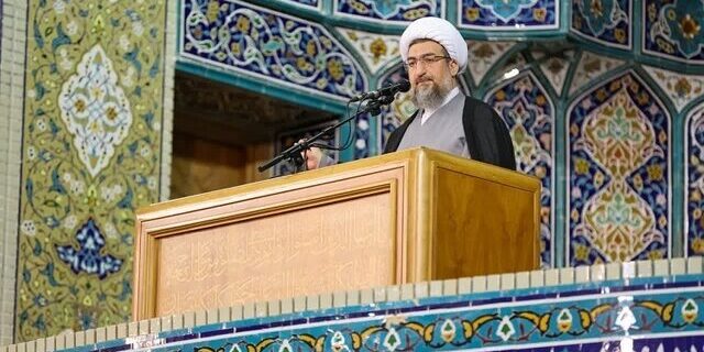 تعطیلی غنی سازی مساوی با تعطیلی رشد و ترقی در کشور است