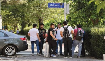 دلیل لذت نبردن دهه هشتادی ها از زندگی