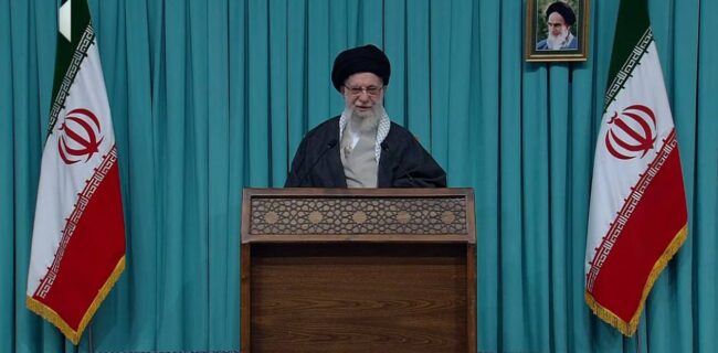 مذاکره با آمریکا در وضعیت فعلی سودی ندارد
