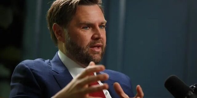 گزینه دیپلماتیک را در قبال ایران ترجیح می‌دهیم