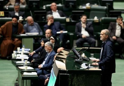 حق نداریم برای مردم قیافه بگیریم، هرکس نمیخواهد خدمت کند از دولت برود