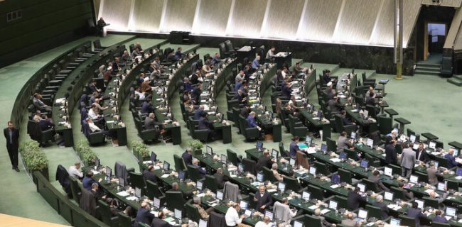 شروط برگزاری اجتماع و راهپیمایی تعیین شد شروط برگزاری اجتماع و راهپیمایی تعیین شد