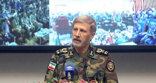 فرمانده کل ارتش: برای پاسخ قاطعانه به هرگونه شرارتی آماده‌ایم