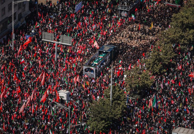 تشییع پیکر مطهر رهبر شهید انقلاب در تهران