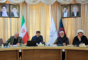 ضرورت خدمت‌رسانی شایسته به زائران اربعین حسینی/ زائران پیش از سفر در سامانه «سماح» ثبت‌نام کنند
