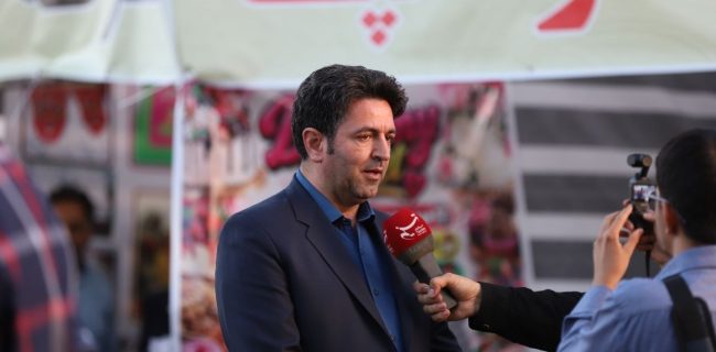 بادام محصول استراتژیک و محور تغییر الگوی کشت در خسروشاه است بادام محصول استراتژیک و محور تغییر الگوی کشت در خسروشاه است